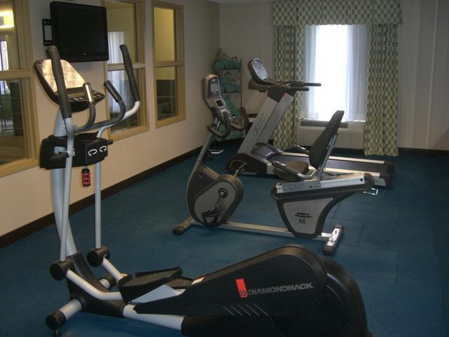 Holiday Inn Express Hotel & Suites Newport South By Ihg Luaran gambar