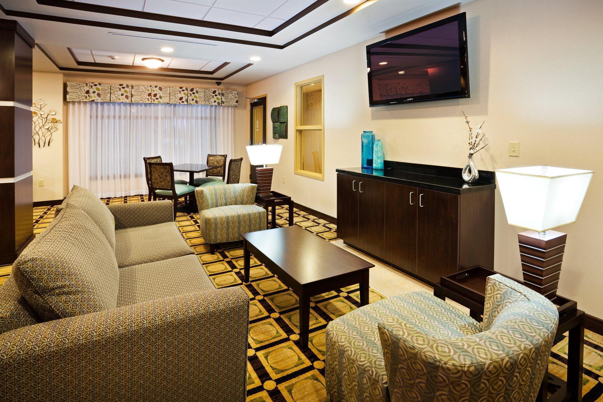 Holiday Inn Express Hotel & Suites Newport South By Ihg Luaran gambar