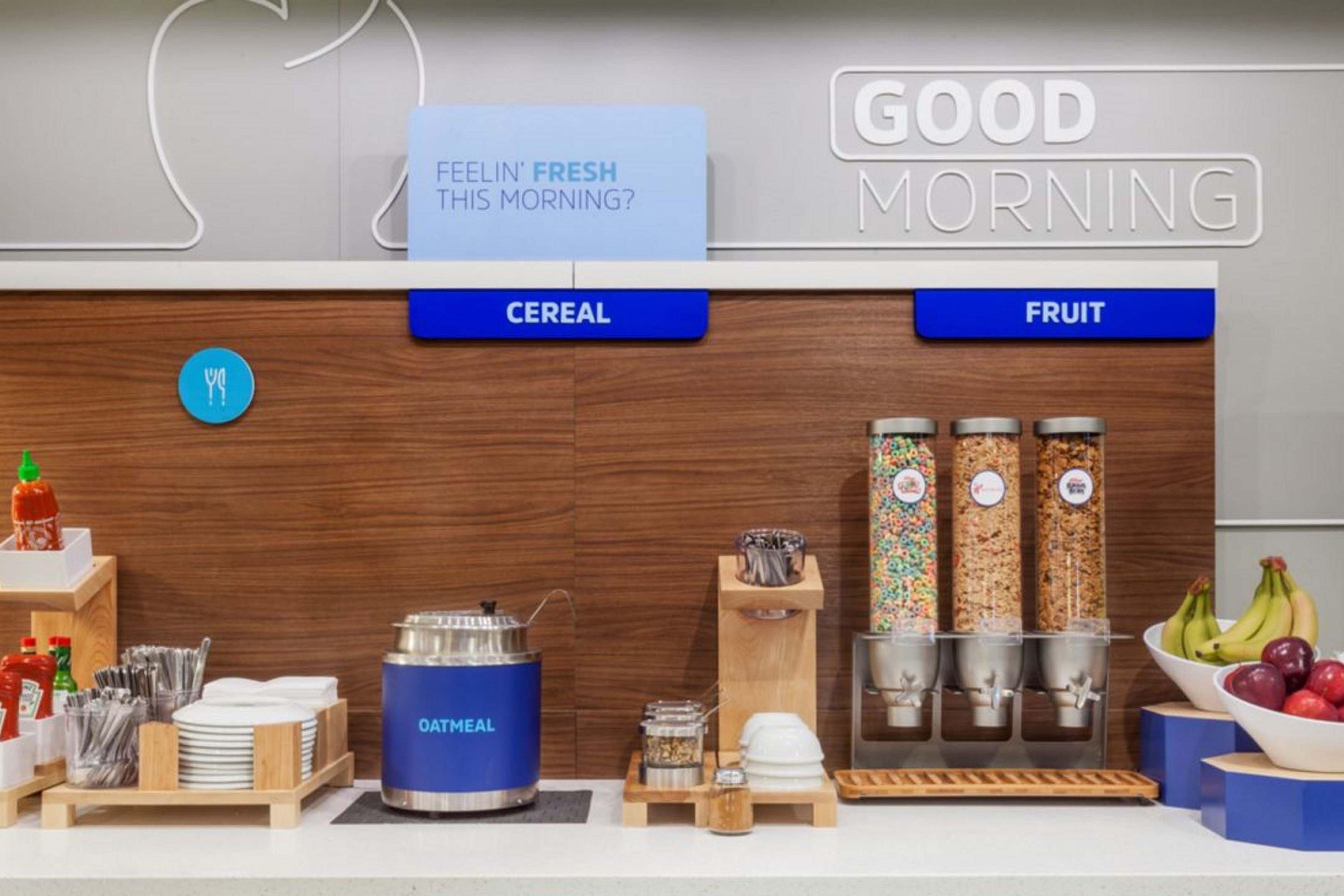 Holiday Inn Express Hotel & Suites Newport South By Ihg Luaran gambar