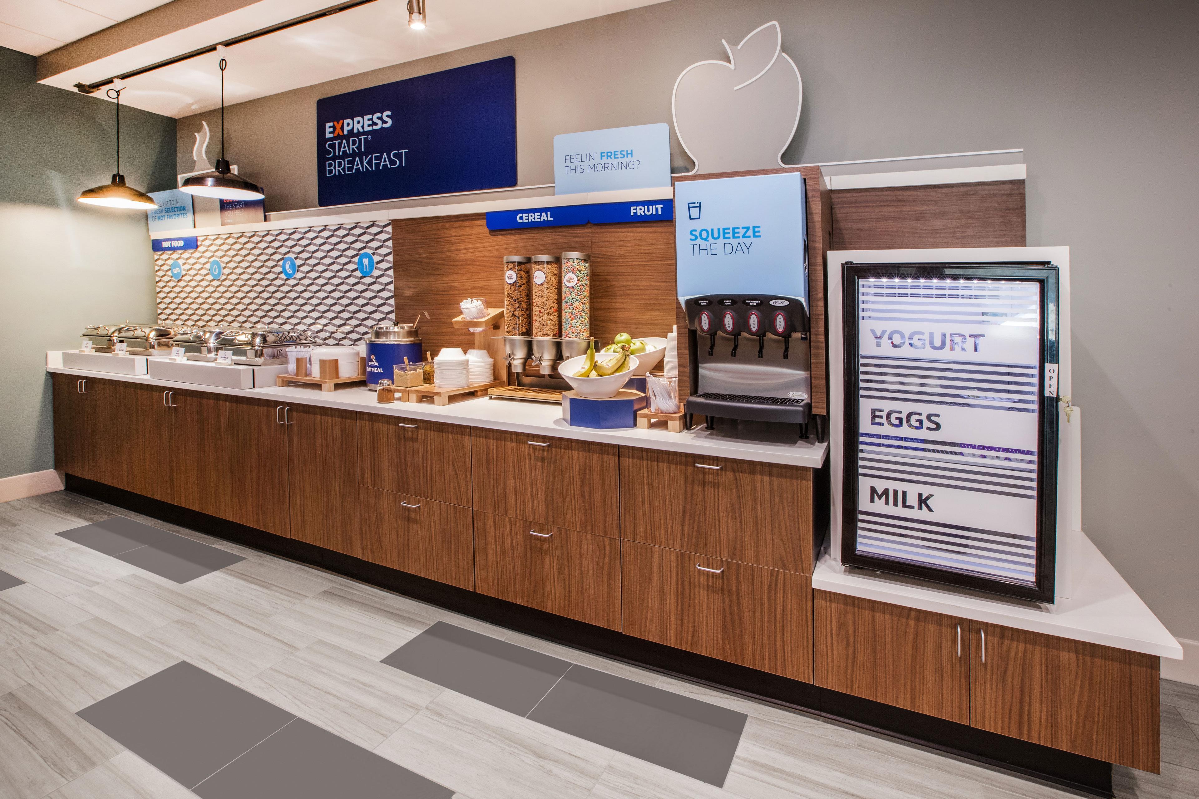 Holiday Inn Express Hotel & Suites Newport South By Ihg Luaran gambar