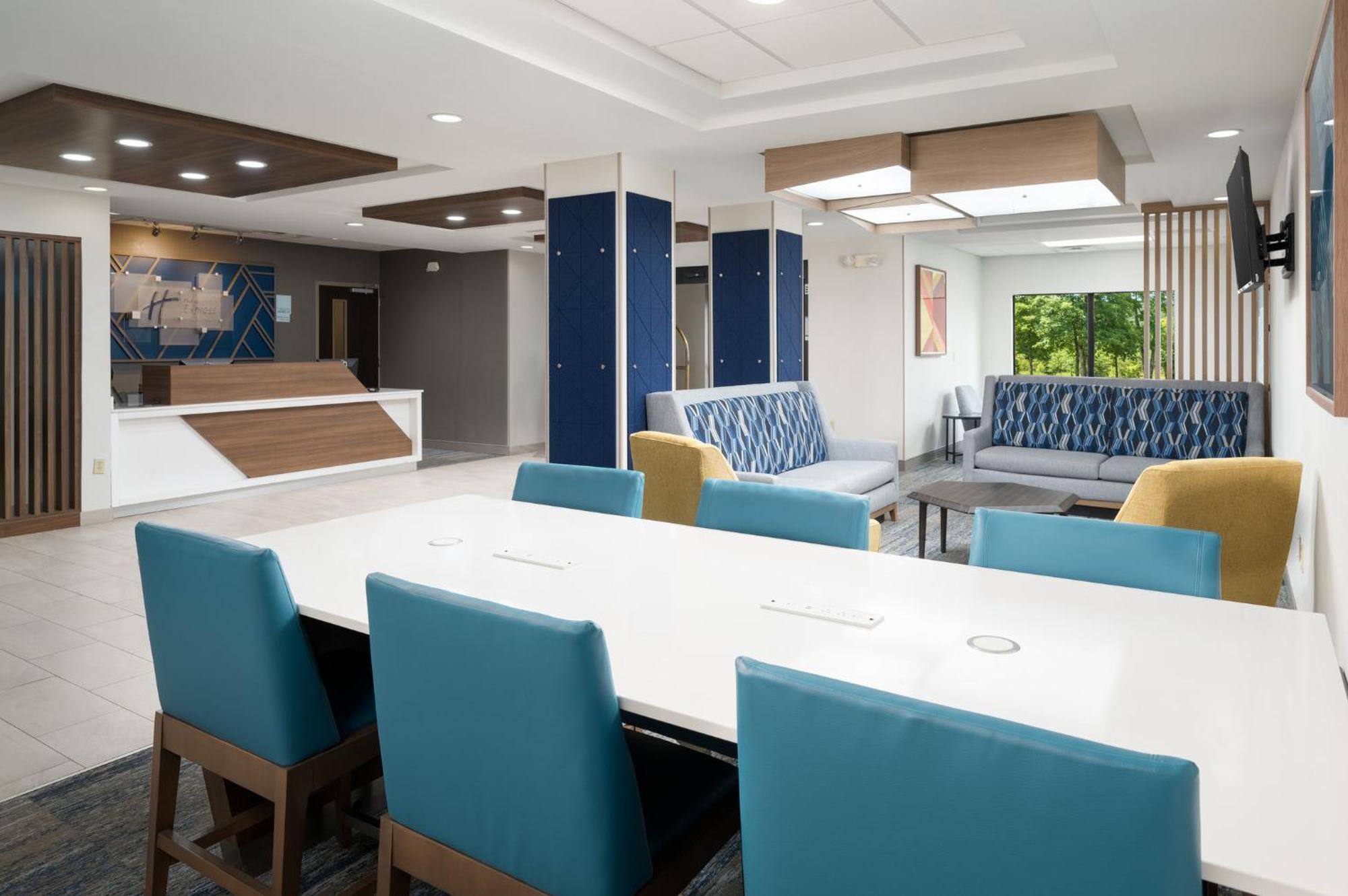 Holiday Inn Express Hotel & Suites Newport South By Ihg Luaran gambar