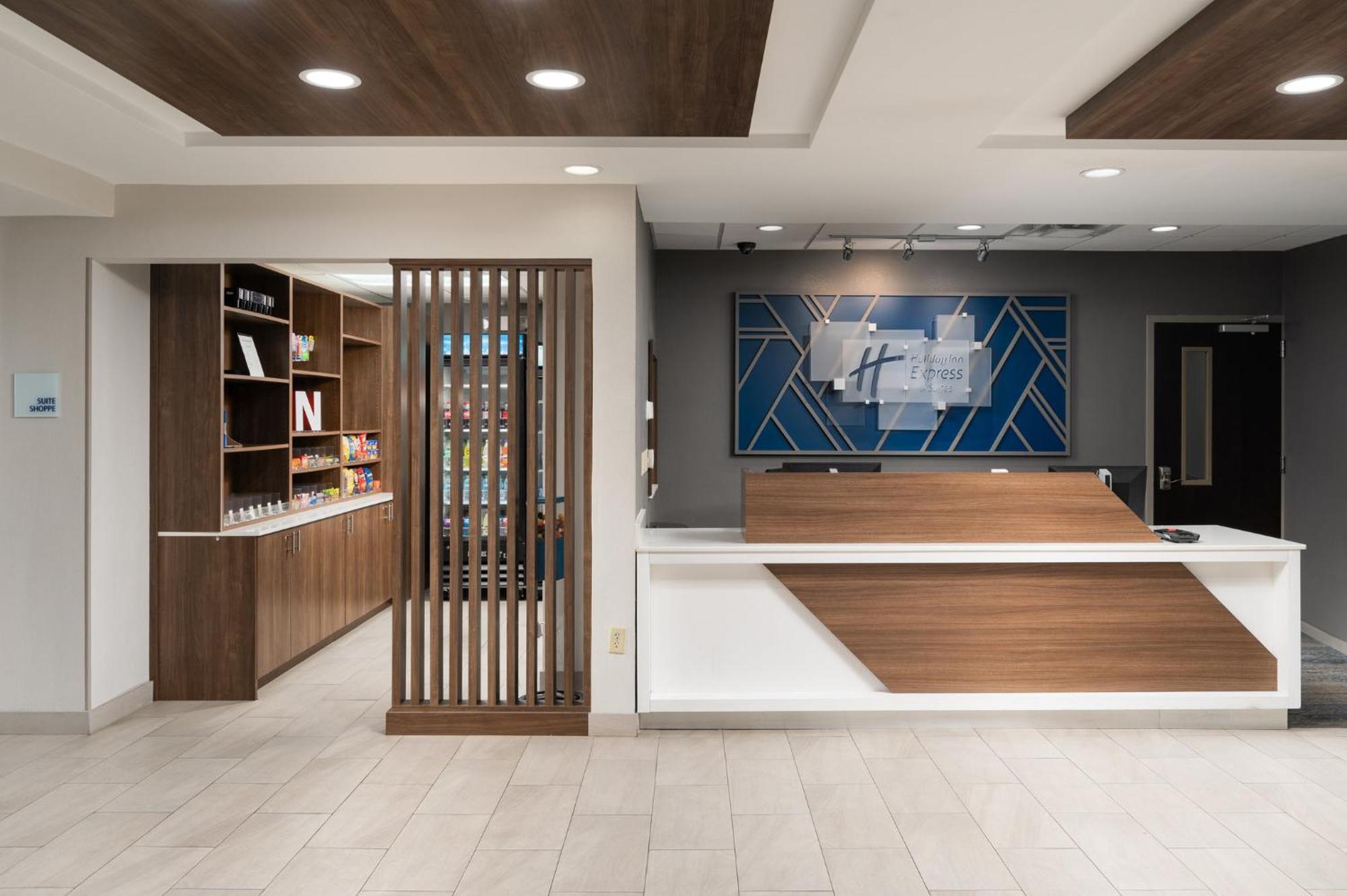 Holiday Inn Express Hotel & Suites Newport South By Ihg Luaran gambar