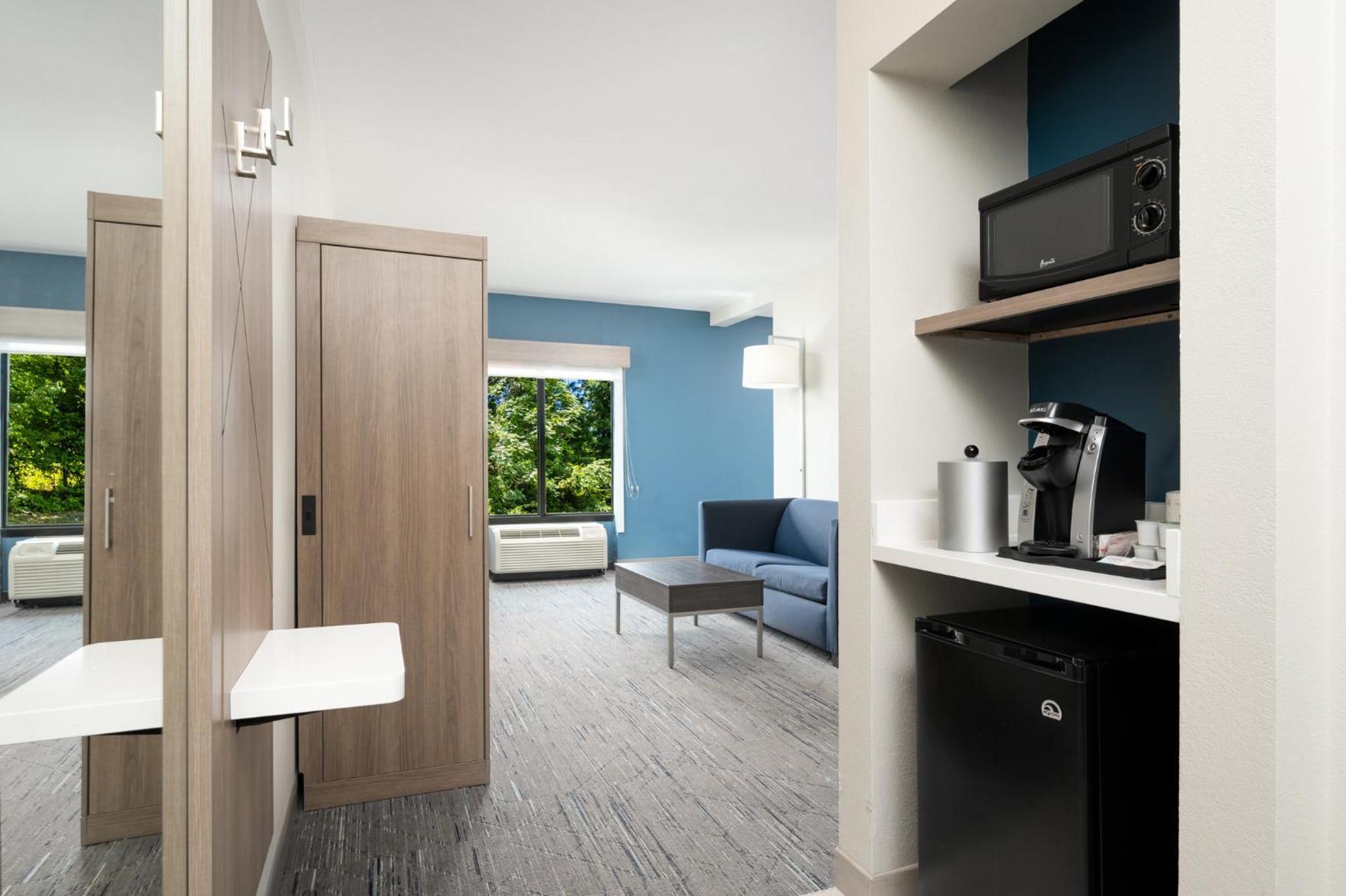 Holiday Inn Express Hotel & Suites Newport South By Ihg Luaran gambar