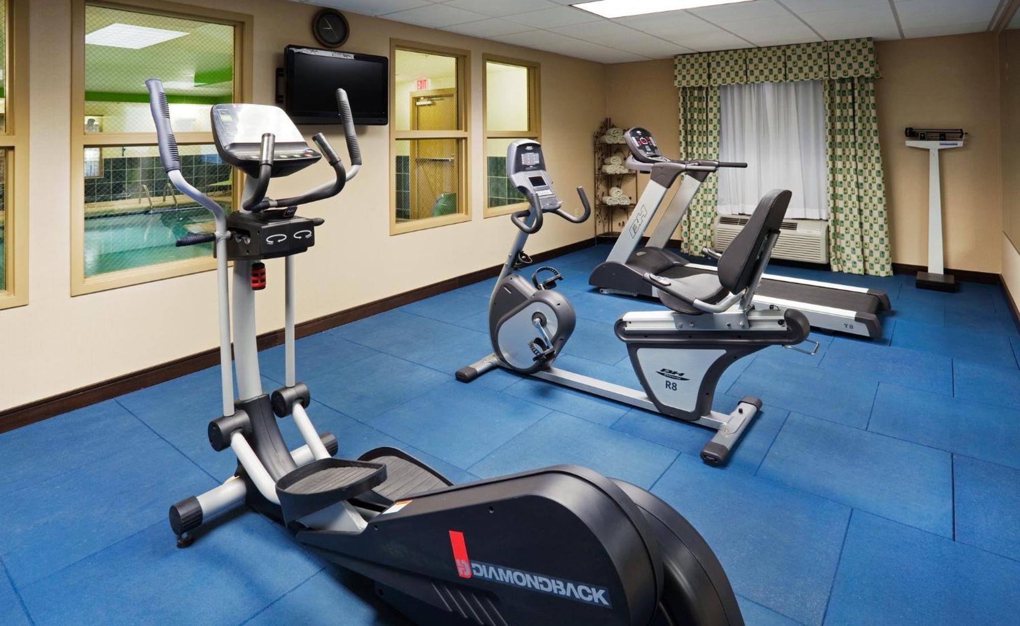 Holiday Inn Express Hotel & Suites Newport South By Ihg Luaran gambar
