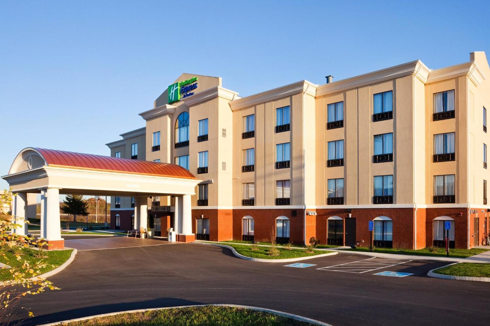 Holiday Inn Express Hotel & Suites Newport South By Ihg Luaran gambar
