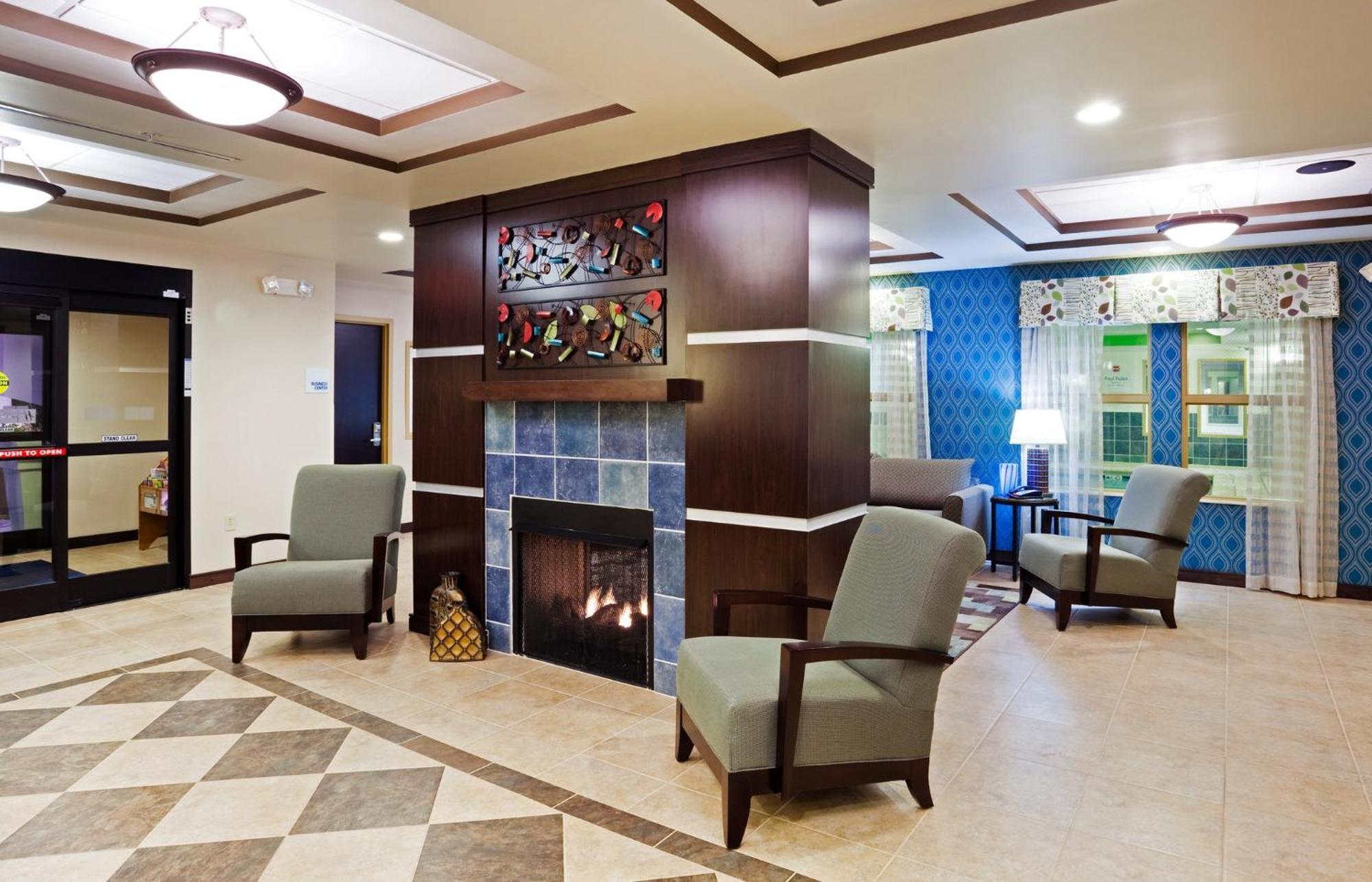 Holiday Inn Express Hotel & Suites Newport South By Ihg Luaran gambar