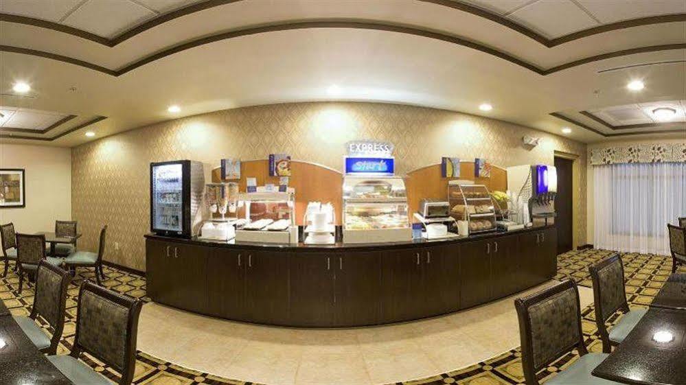 Holiday Inn Express Hotel & Suites Newport South By Ihg Luaran gambar